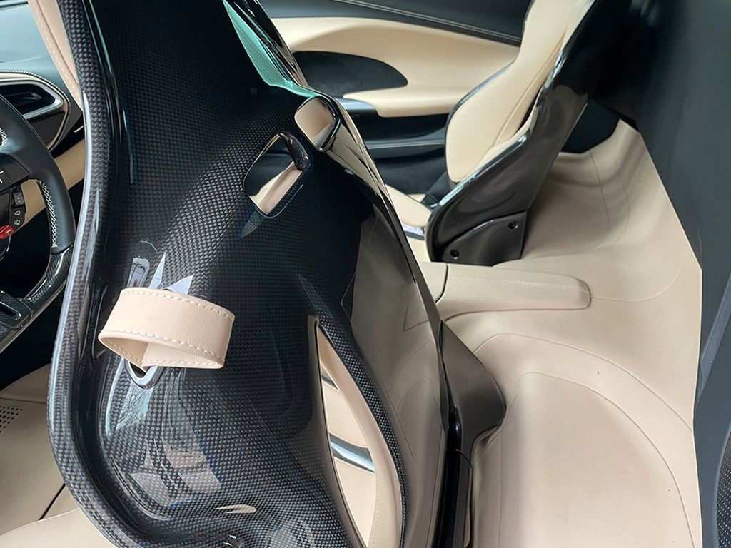 Ferrari 296 GTS 2023