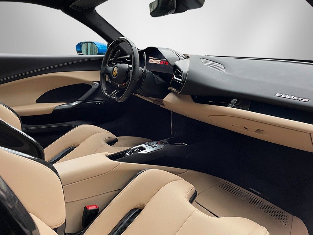 Ferrari 296 GTS 2023