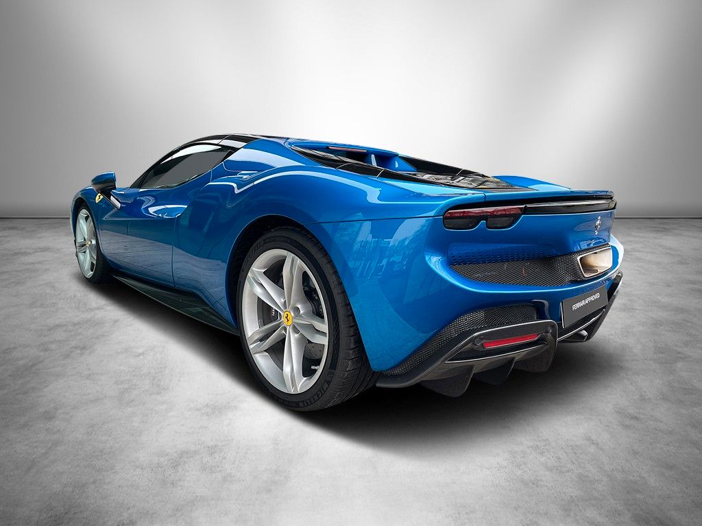 Ferrari 296 GTS 2023