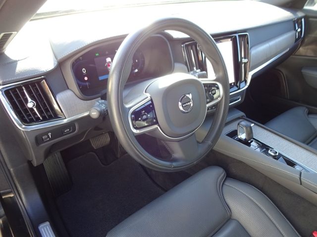 Volvo V90 Cross Country 2022