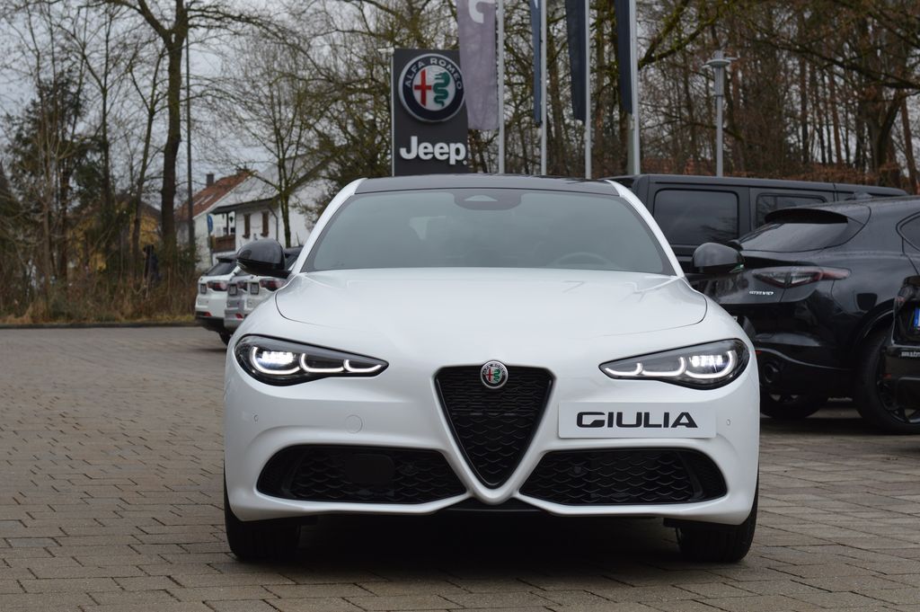 Alfa Romeo Giulia 2025