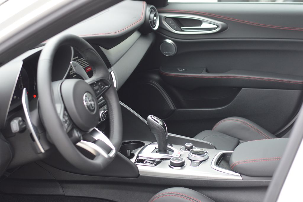 Alfa Romeo Giulia 2025