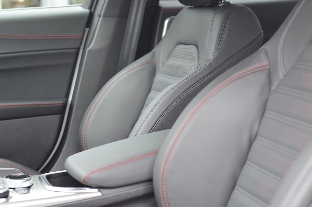 Alfa Romeo Giulia 2025