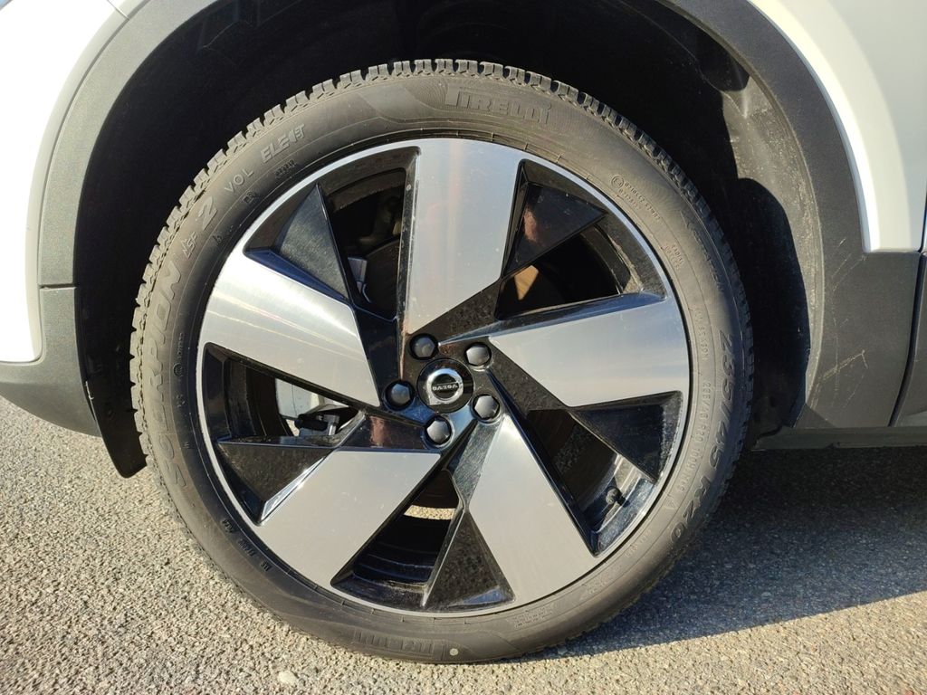Volvo XC40 2024
