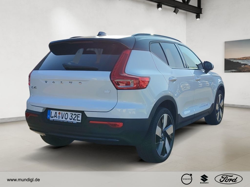 Volvo XC40 2024