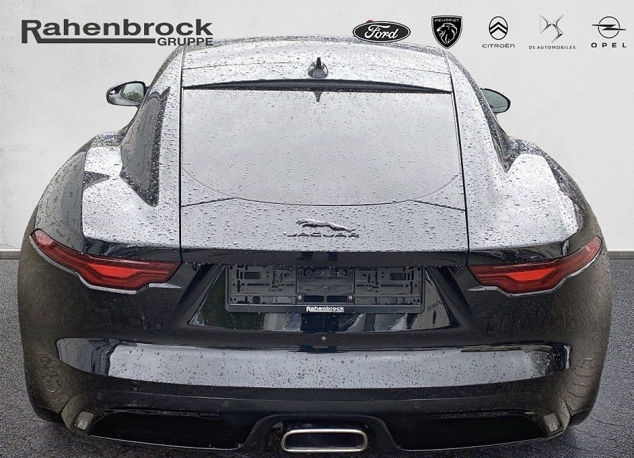 Jaguar F-Type 2024