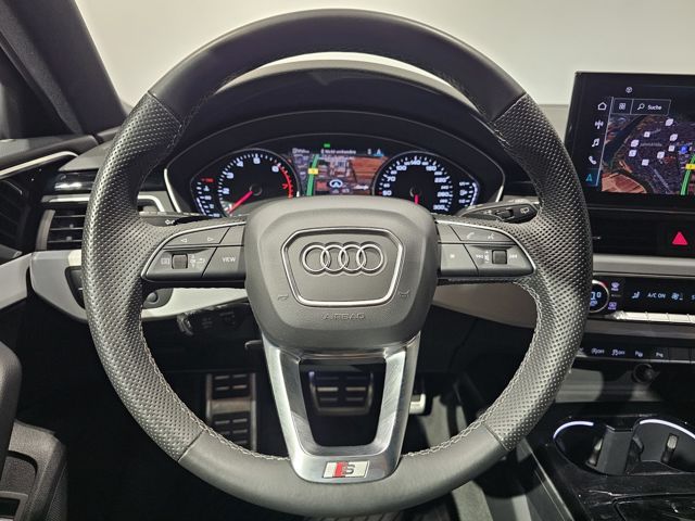 Audi A4 2023