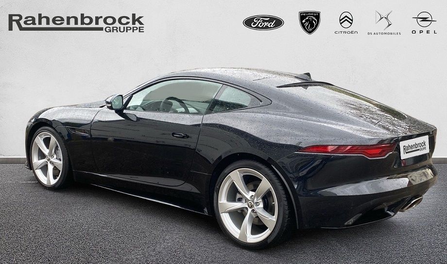 Jaguar F-Type 2024
