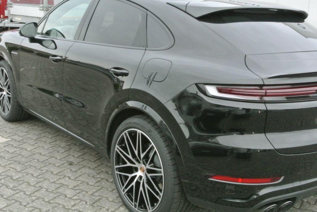 Porsche Cayenne 2025