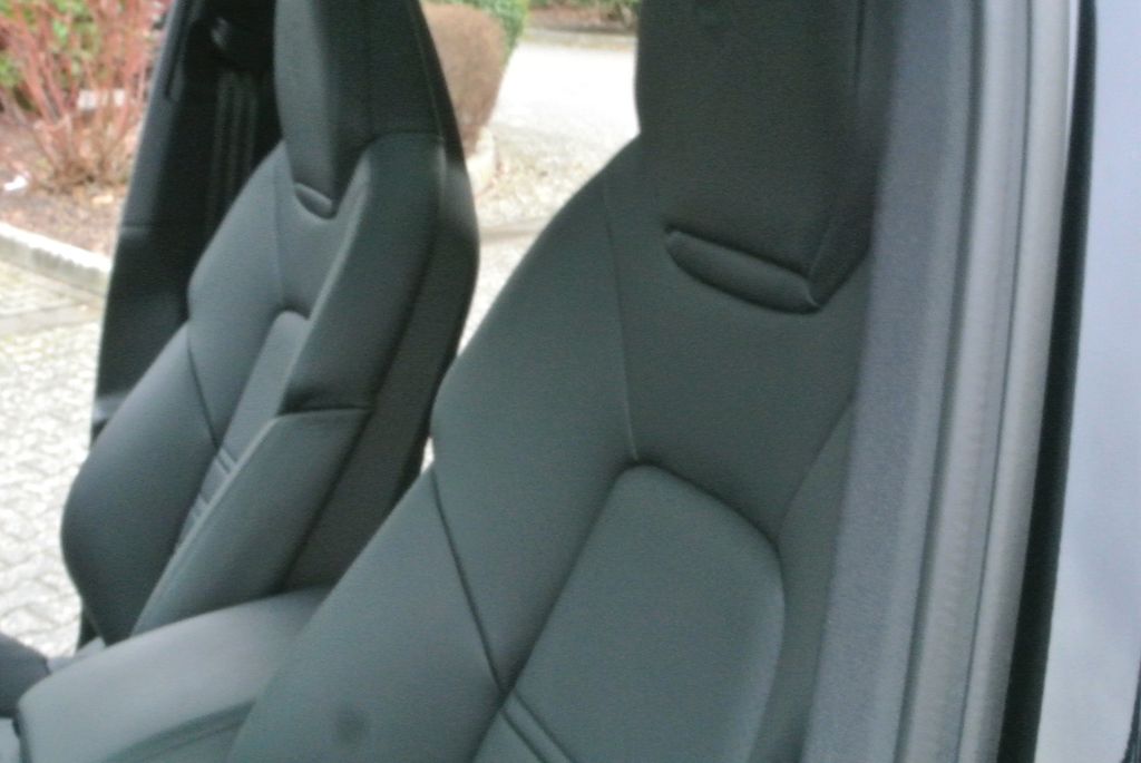 Porsche Cayenne 2025