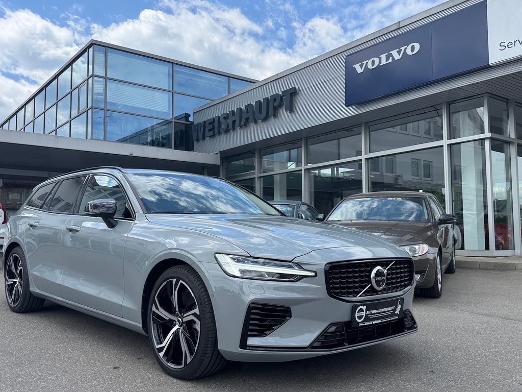 Volvo V60 2024