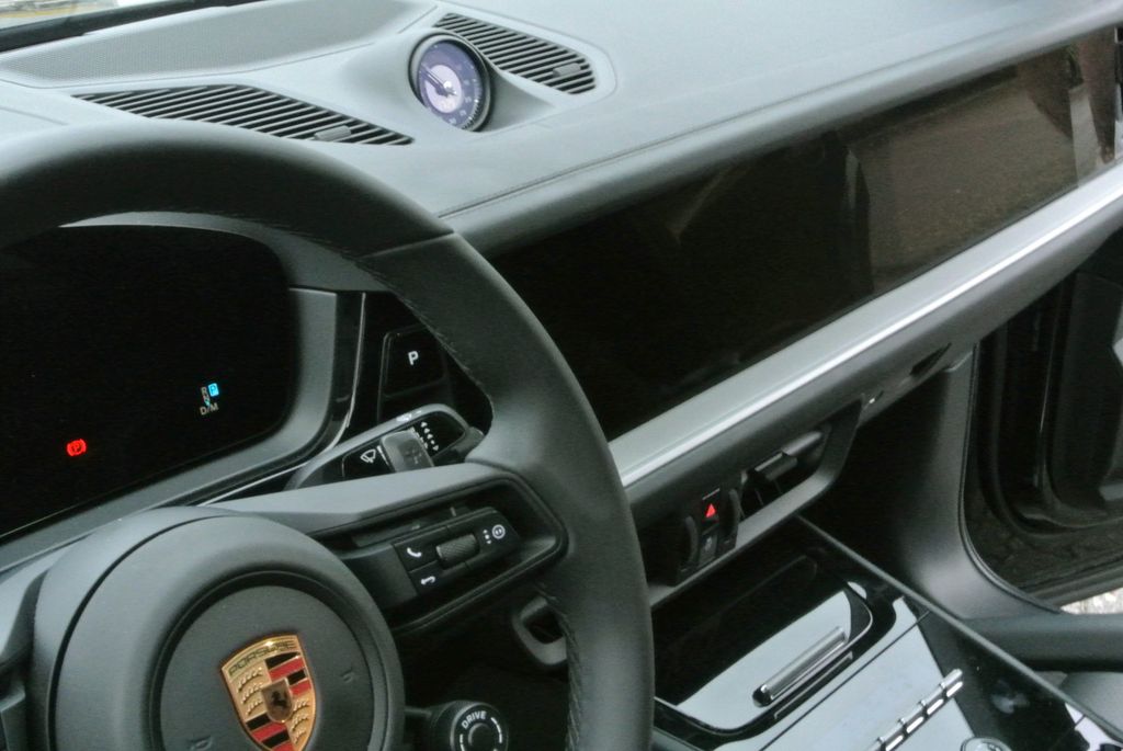 Porsche Cayenne 2025