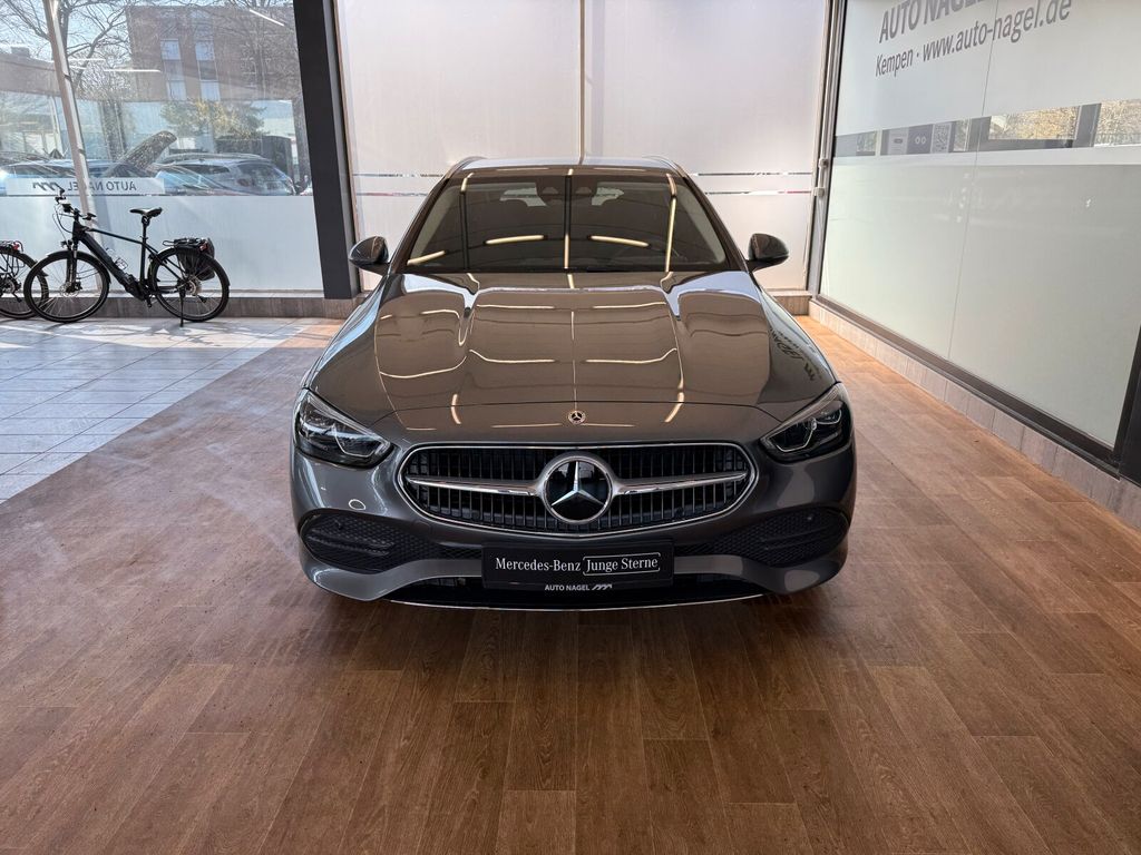 Mercedes-Benz C 200 2024