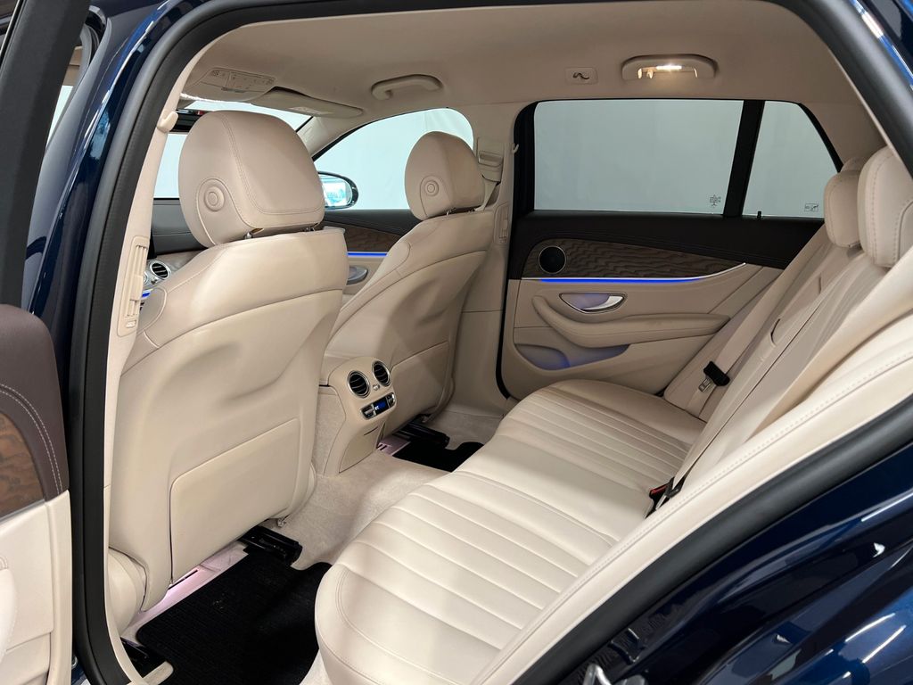 Mercedes-Benz E 220 2020