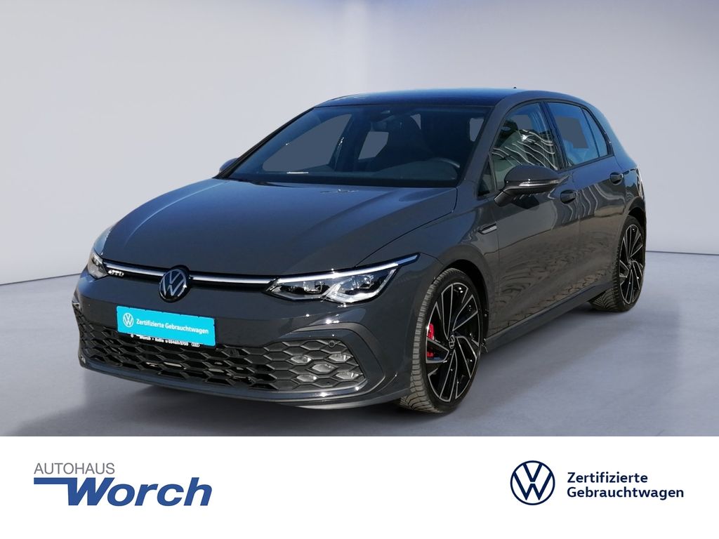 Volkswagen Golf 2024
