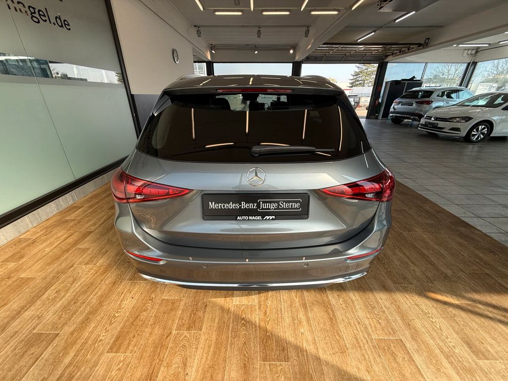 Mercedes-Benz C 200 2024