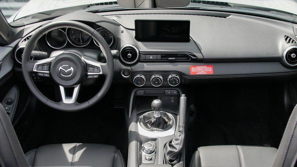 Mazda MX-5 2025