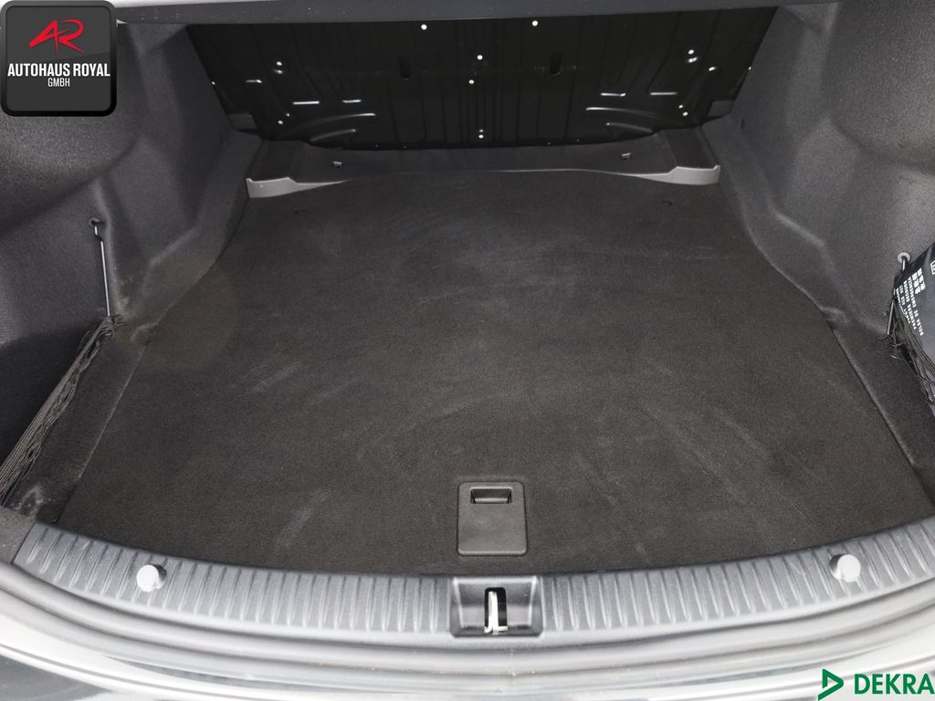 Mercedes-Benz C 300 2021