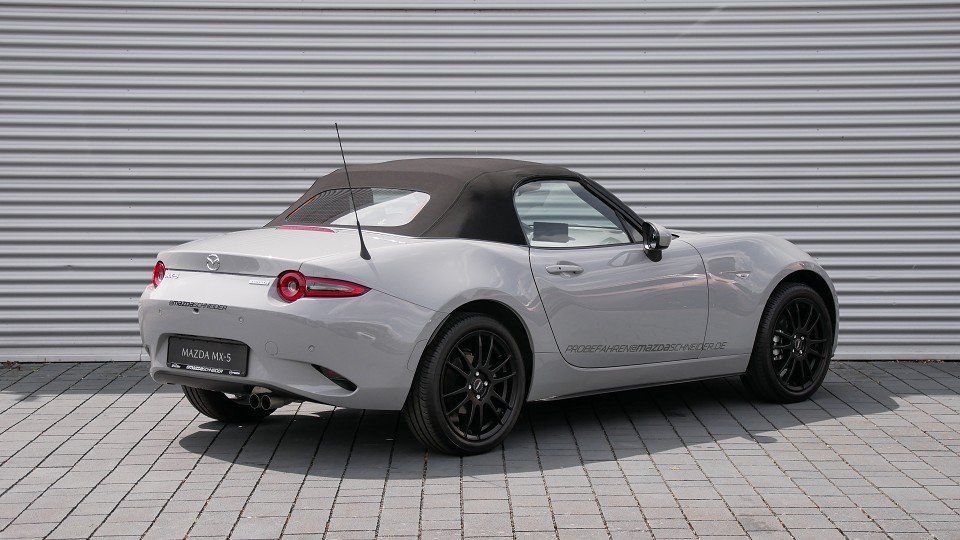Mazda MX-5 2025