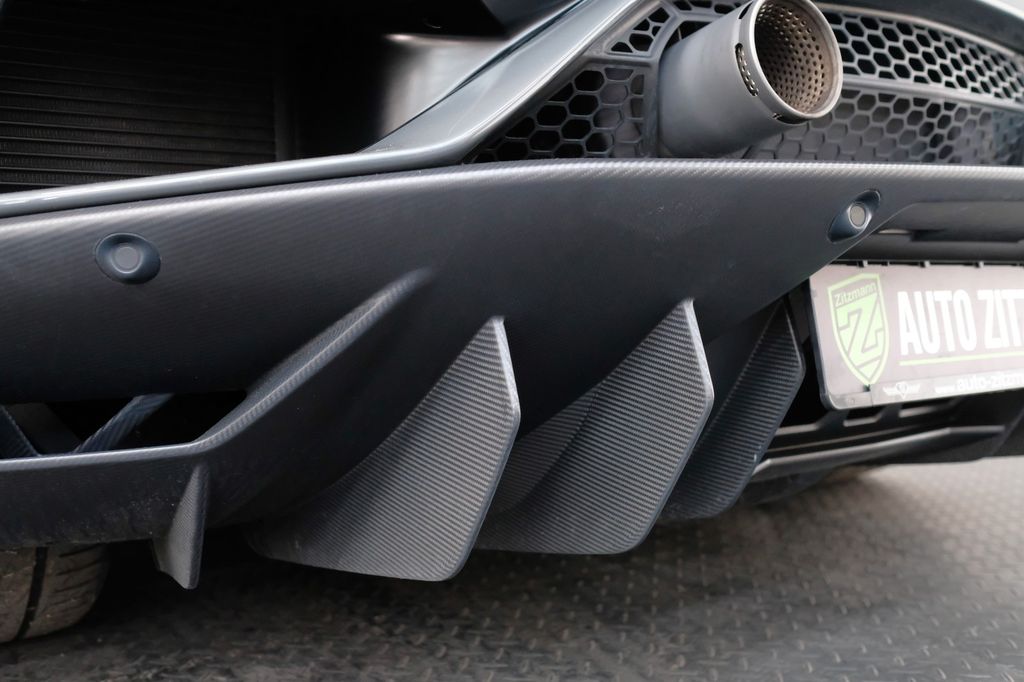 Lamborghini Aventador 2020