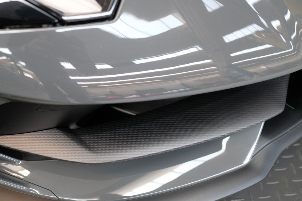 Lamborghini Aventador 2020