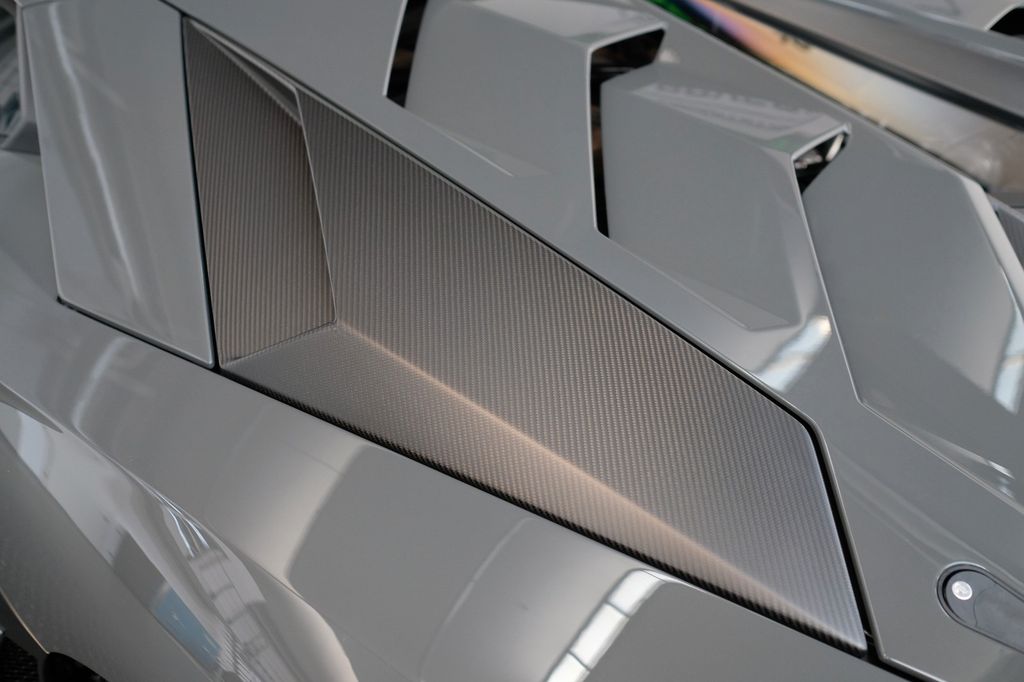 Lamborghini Aventador 2020