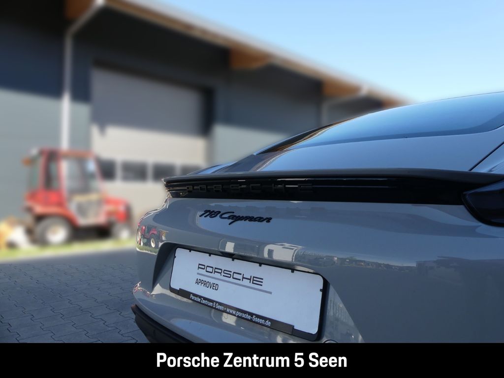 Porsche Cayman 2024