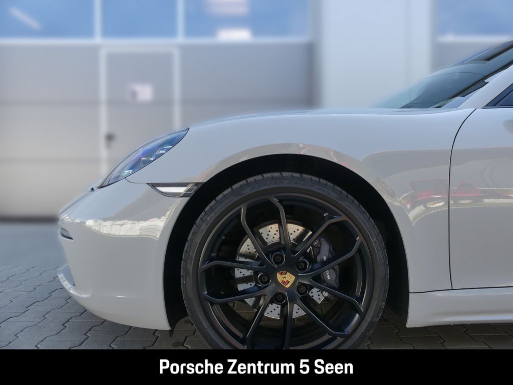 Porsche Cayman 2024