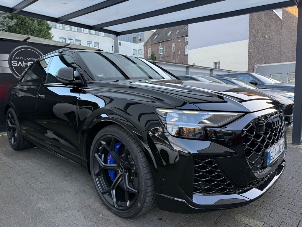 Audi RSQ8 2025