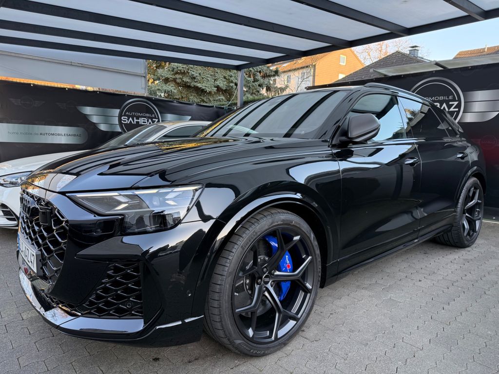 Audi RSQ8 2025