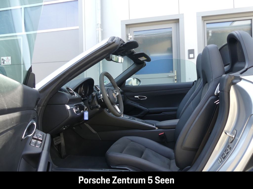 Porsche Boxster 2024