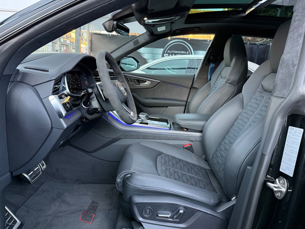 Audi RSQ8 2025