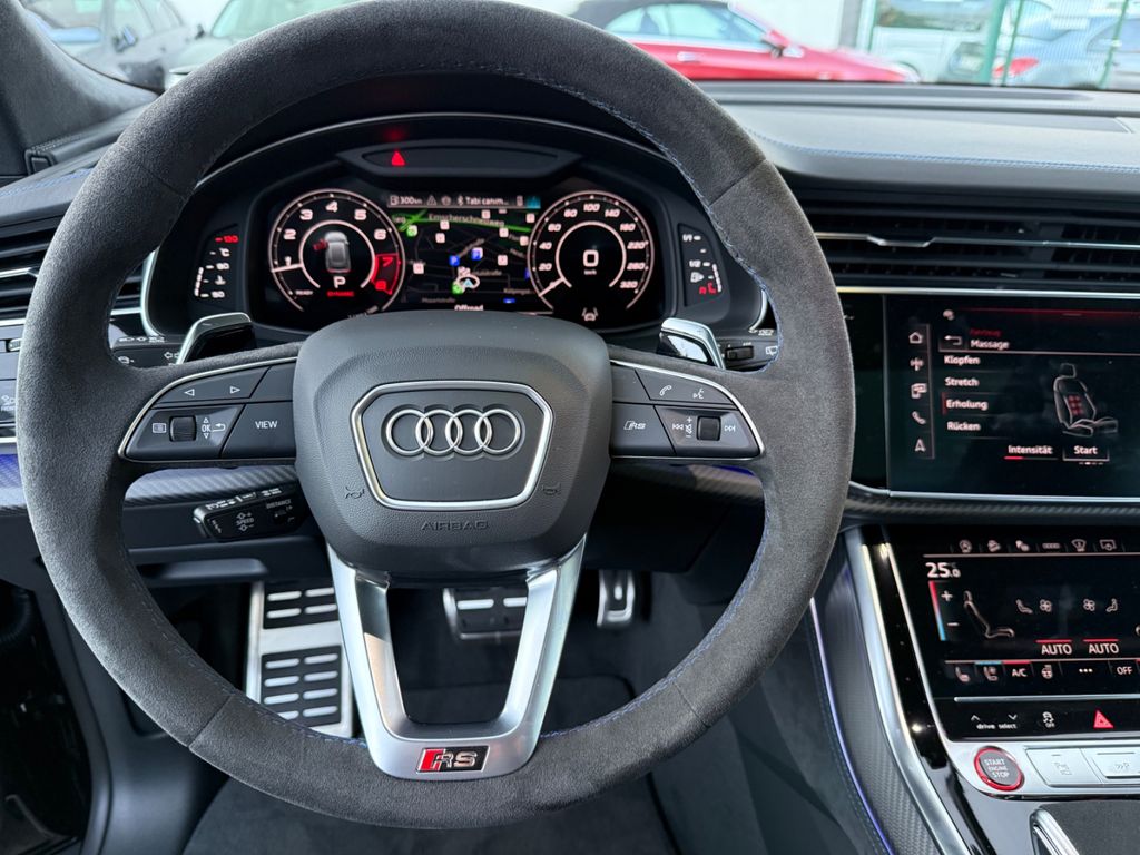 Audi RSQ8 2025