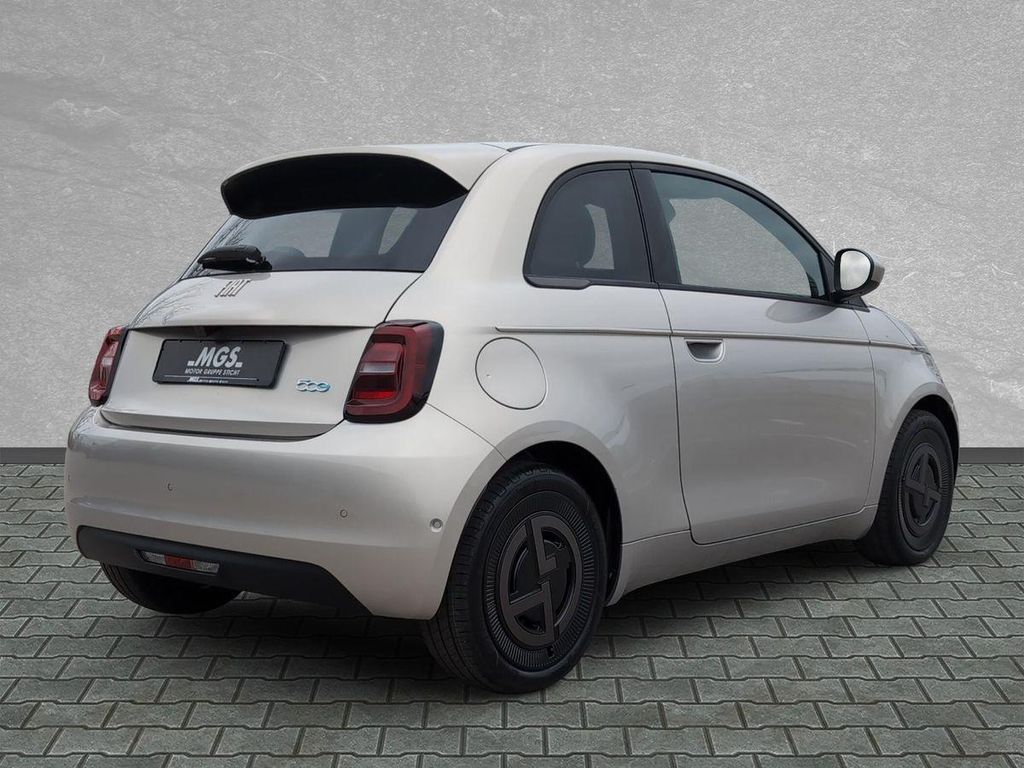 Fiat 500e 2025
