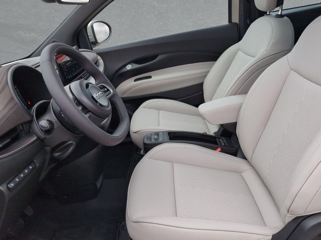 Fiat 500e 2025