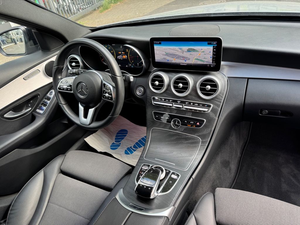 Mercedes-Benz C 300 2021