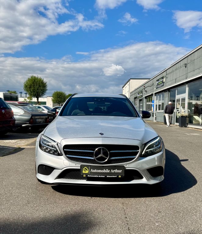 Mercedes-Benz C 300 2021