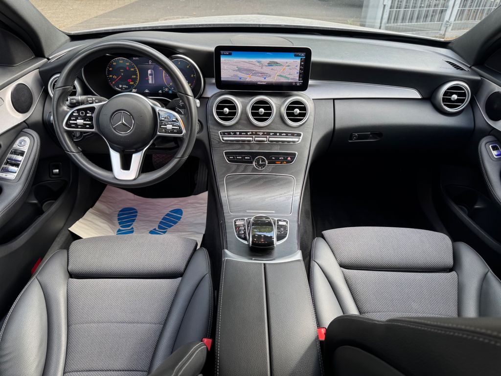 Mercedes-Benz C 300 2021