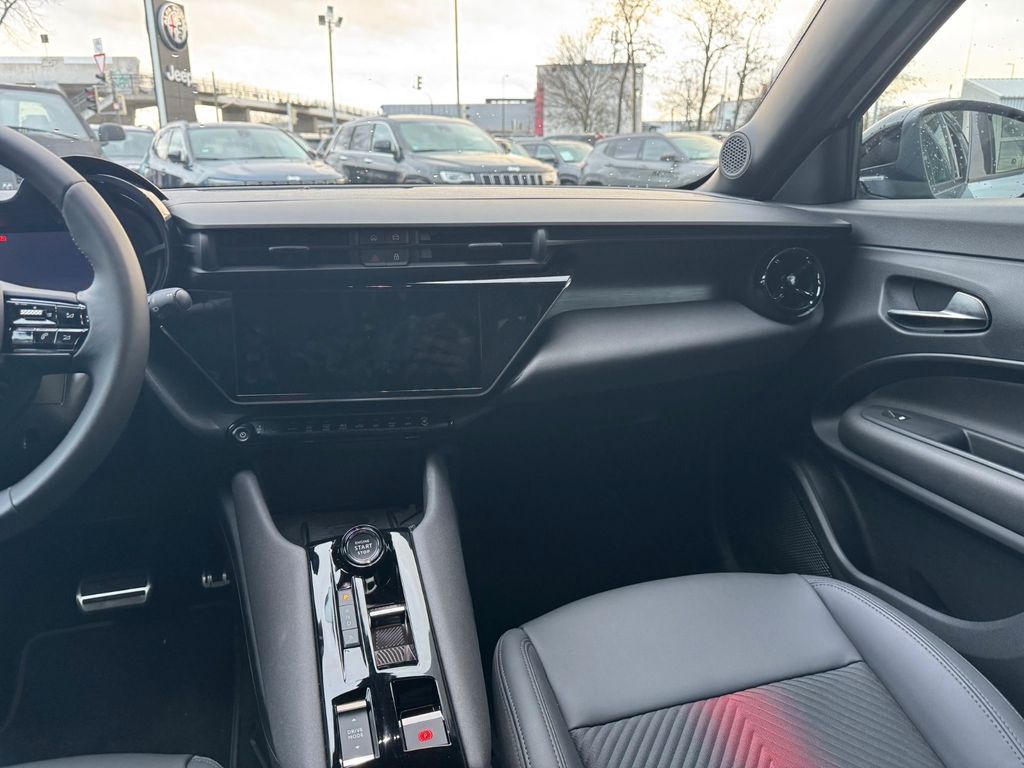 Alfa Romeo Junior 2025