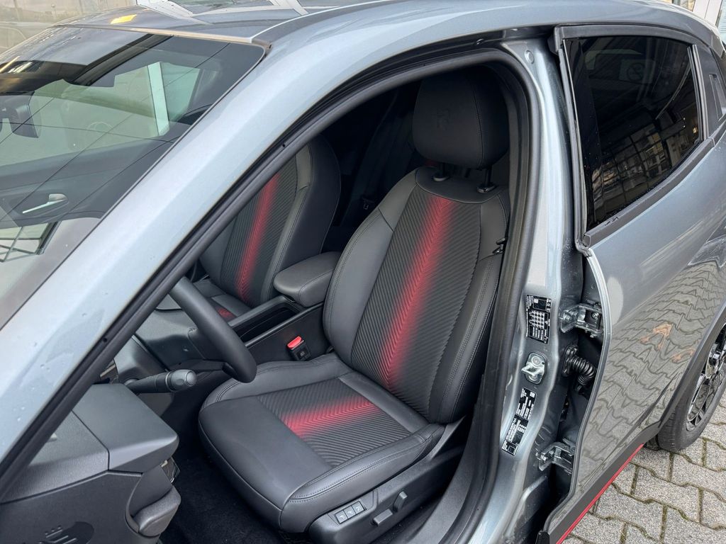 Alfa Romeo Junior 2025