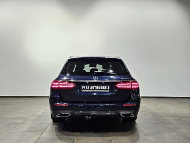 Mercedes-Benz E 300 2022