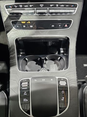 Mercedes-Benz E 300 2022