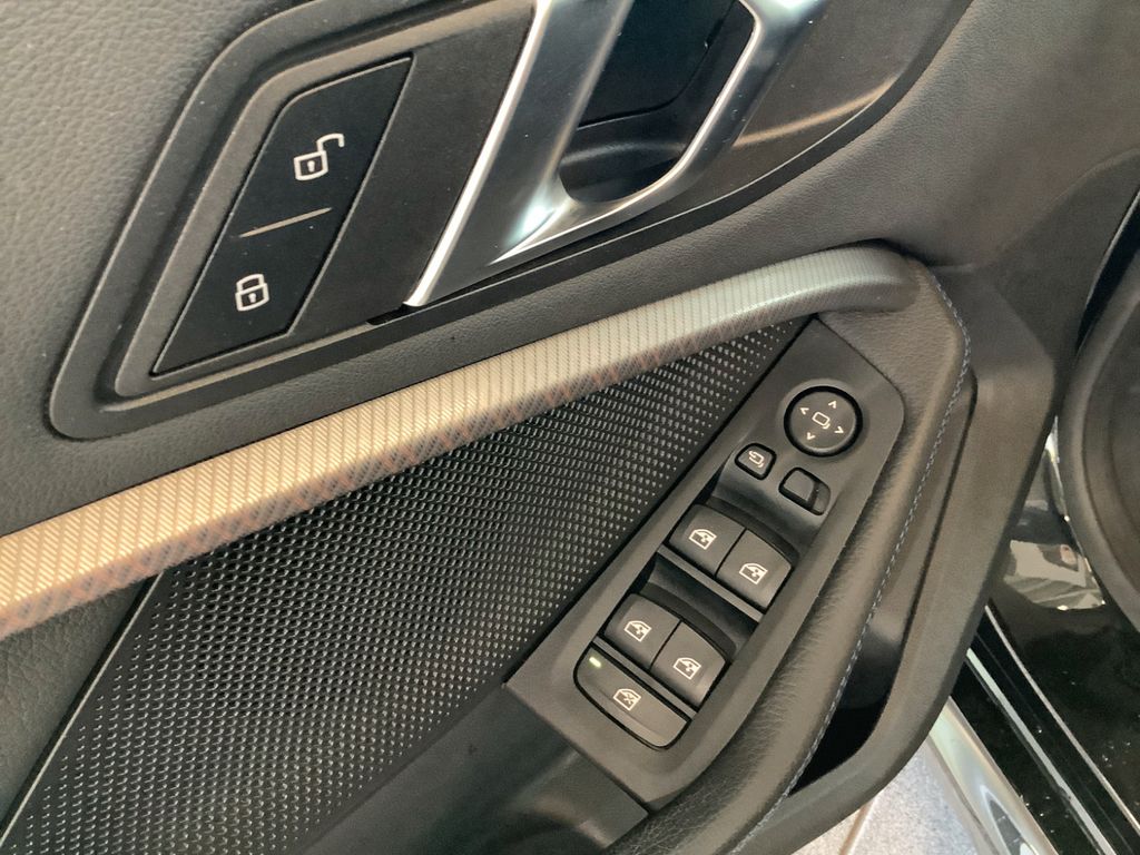 BMW 220 2023