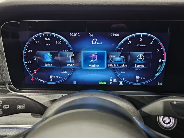 Mercedes-Benz E 300 2022