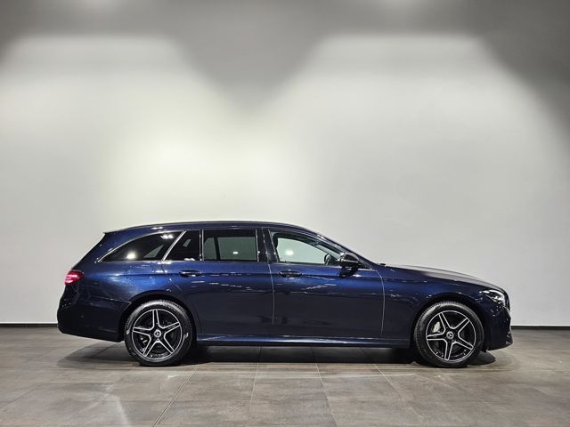 Mercedes-Benz E 300 2022