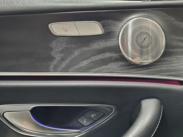 Mercedes-Benz E 300 2022