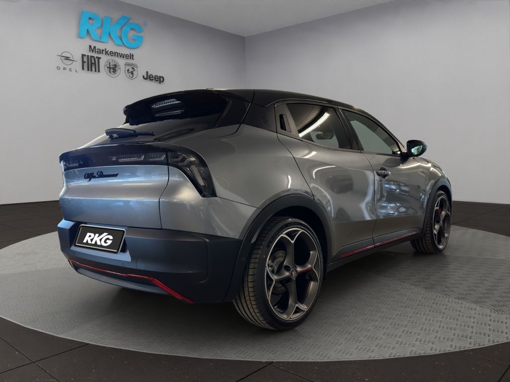 Alfa Romeo Junior 2025