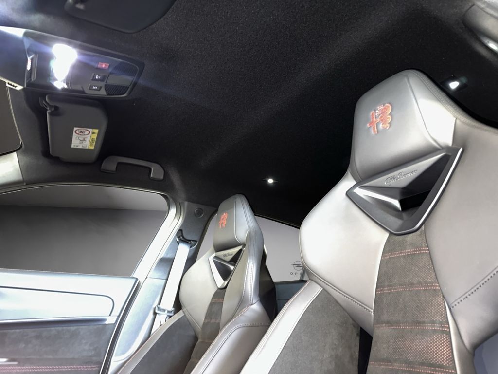 Alfa Romeo Junior 2025