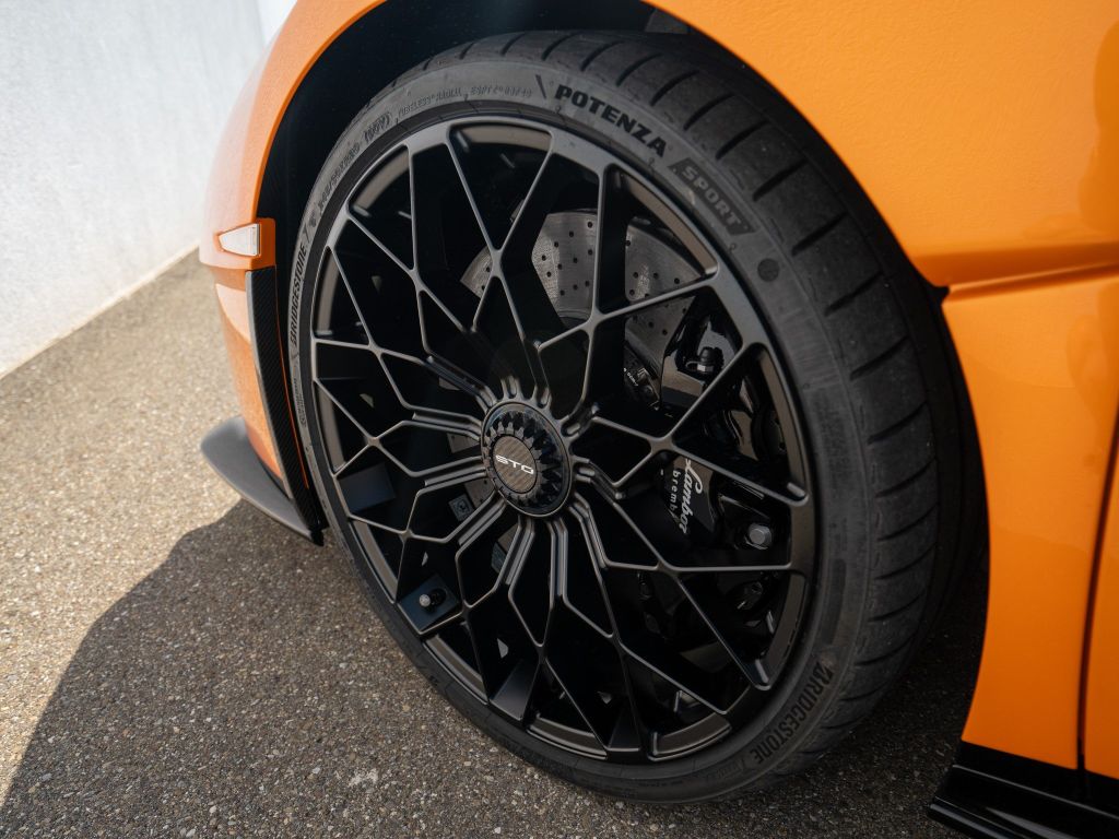 Lamborghini Huracán 2024