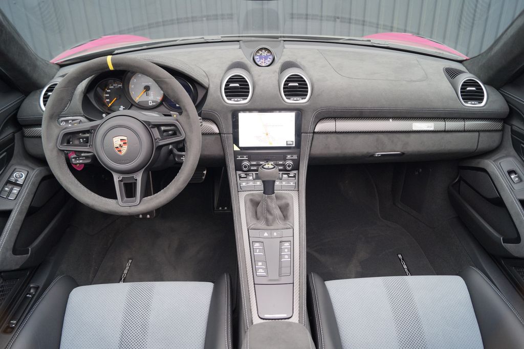Porsche Boxster 2025